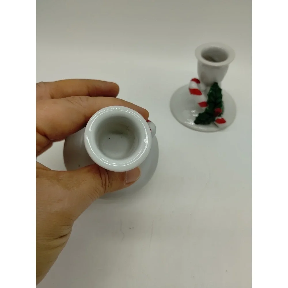 Set Of 2 Christmas Candlesticks Candy Cane Mistletoe White 2.5